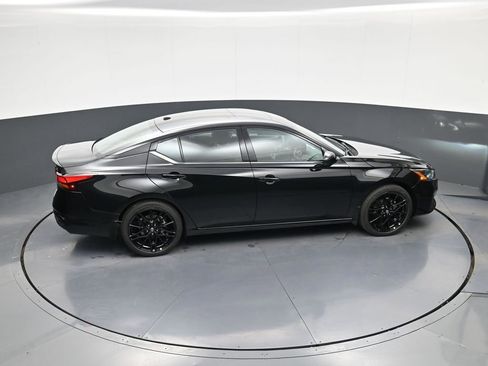 New 2026 Nissan Altima 2.5 SR FWD image 30