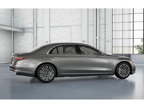 Used 2023 Mercedes-Benz S 580 4MATIC Sedan image 17