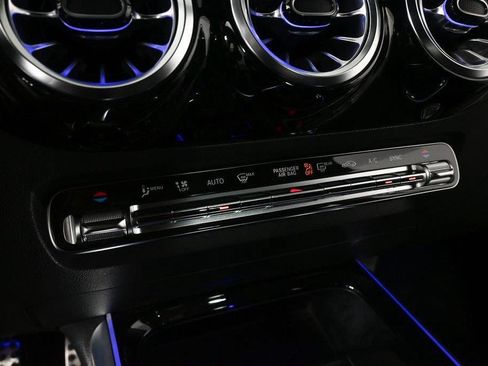Certified 2023 Mercedes-Benz GLA 250 4MATIC image 15