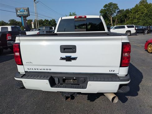 Used 2018 Chevrolet Silverado 2500 LTZ w/ Duramax Plus Package AWD/4WD image 6
