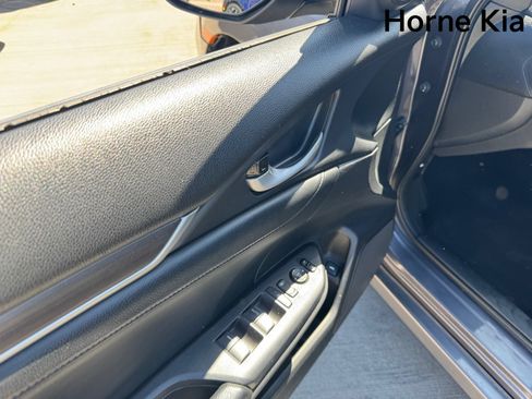 Used 2020 Honda Civic EX-L image 11