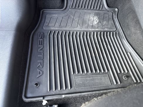 Used 2024 Nissan Sentra SR image 17