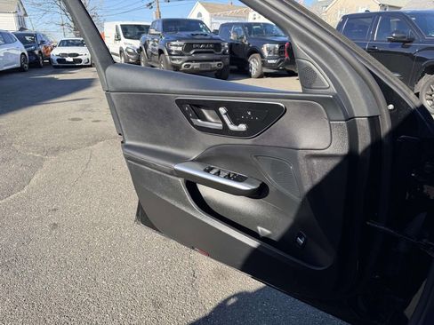 Used 2025 Mercedes-Benz C 300 4MATIC Sedan image 22
