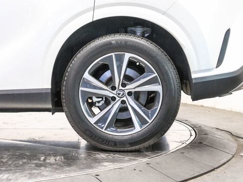 Certified 2025 Lexus RX 350 FWD w/ Accessory Package image 10