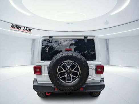 New 2026 Jeep Wrangler Unlimited Rubicon AWD/4WD image 4
