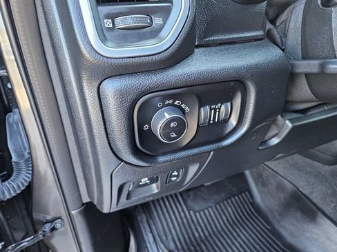 Used 2021 RAM 1500 Laramie AWD/4WD image 22