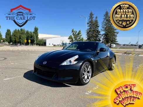 Used 2011 Nissan 370Z Touring w/ Sport Pkg RWD image 1