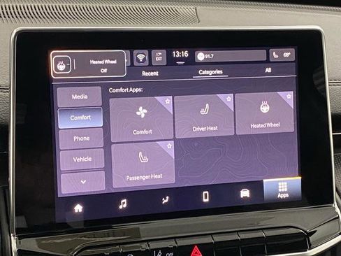 New 2026 Jeep Compass Latitude w/ Sun and Sound Group image 8