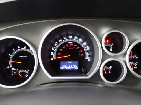 Used 2016 Toyota Sequoia Platinum AWD/4WD image 14