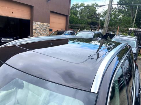 Used 2016 Volvo XC90 T6 Inscription w/ Vision Package image 12