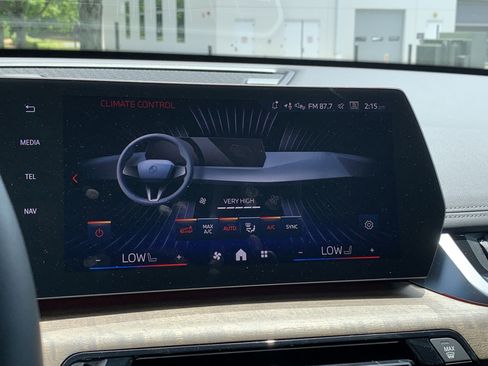 Used 2025 BMW X1 xDrive28i w/ Technology Package image 32