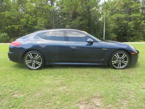 Used 2015 Porsche Panamera image 5