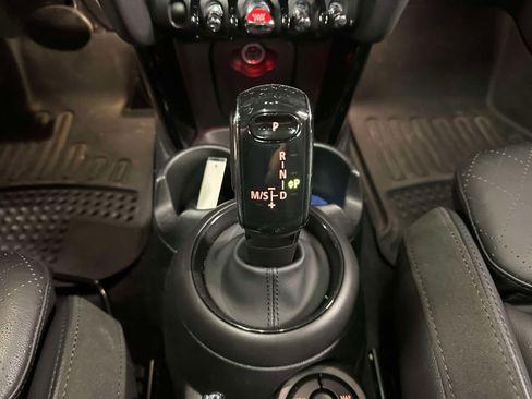 Used 2024 MINI Cooper S w/ Signature Upholstery Package FWD image 26