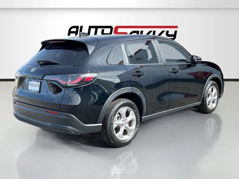 Used 2023 Honda HR-V LX image 7