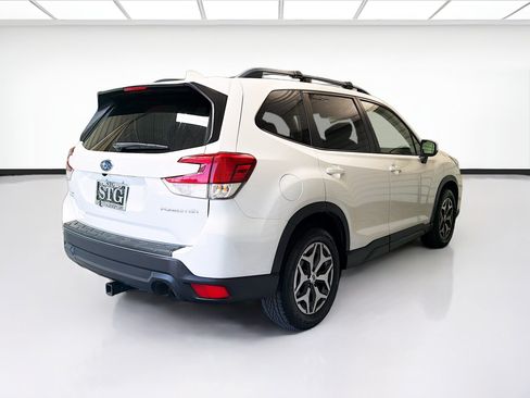 Used 2020 Subaru Forester Premium w/ Popular Package #1 AWD/4WD image 4