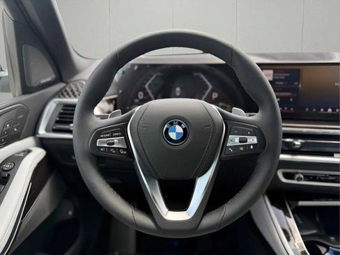 Certified 2025 BMW X5 xDrive50e w/ Executive Package image 10