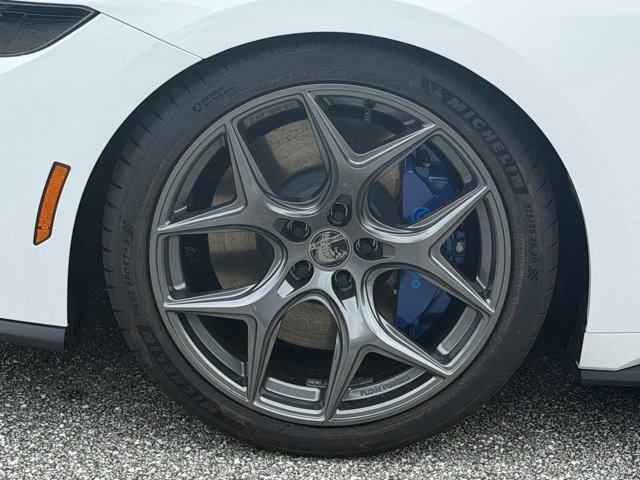 New 2026 Ford Mustang GT Premium w/ GT Performance Package RWD image 11