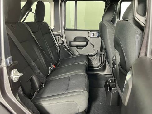 Used 2022 Jeep Wrangler Unlimited Sport AWD/4WD image 28