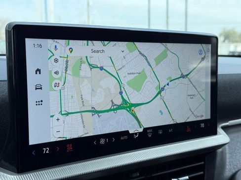 Certified 2025 Ford Explorer Platinum w/ LUX Leather Package image 34