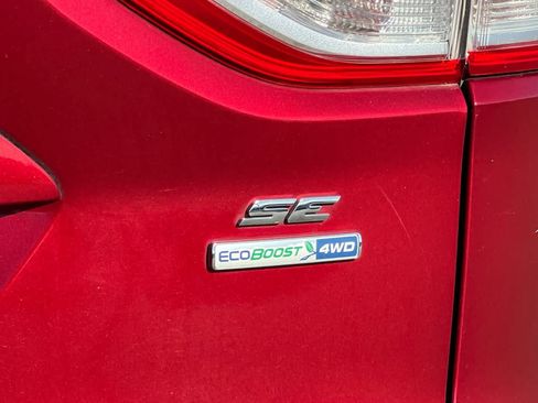 Used 2015 Ford Escape SE w/ Equipment Group 201A AWD/4WD image 24