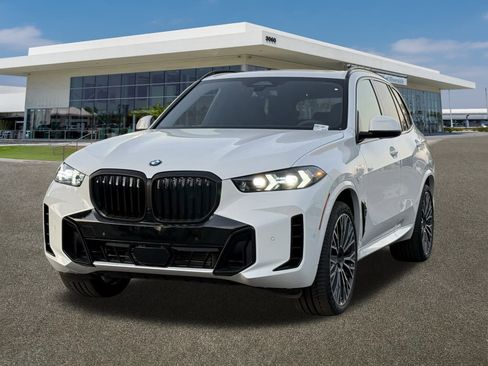 New 2026 BMW X5 sDrive40i image 4