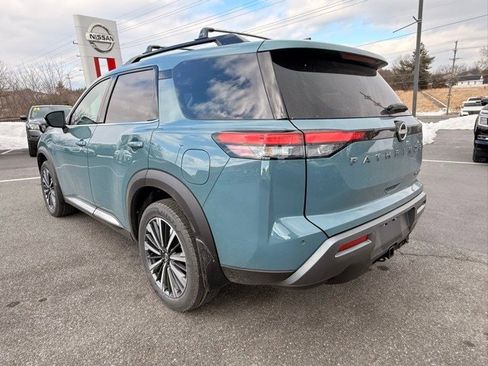 New 2026 Nissan Pathfinder Platinum w/ Cargo Package image 8
