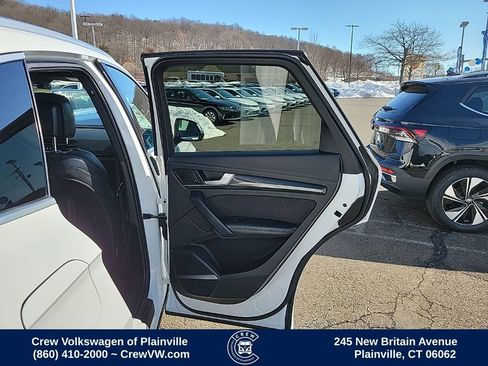 Used 2018 Audi SQ5 Premium Plus w/ S Sport Package image 47