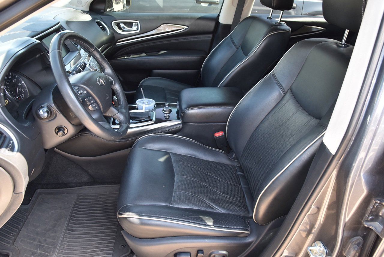 Used 2019 INFINITI QX60 Luxe w/ Essential Package FWD image 9