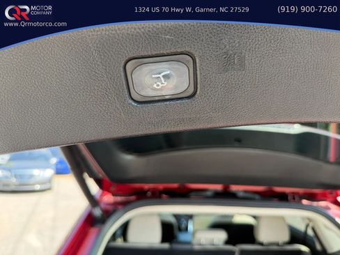 Used 2015 Ford Edge Titanium w/ Equipment Group 301A AWD/4WD image 26