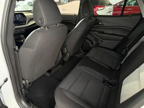 New 2026 Chevrolet Trax LS w/ LS Convenience Package FWD image 15