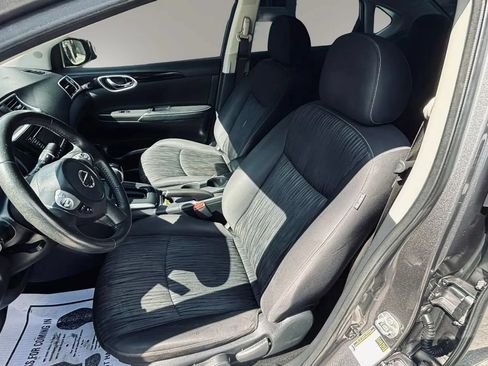 Used 2019 Nissan Sentra SV FWD image 9