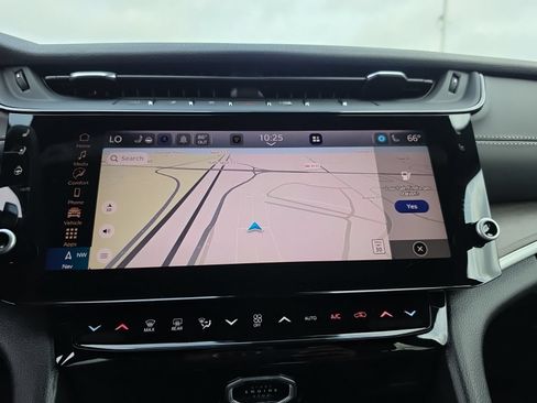 New 2026 Jeep Grand Cherokee Limited AWD/4WD image 22