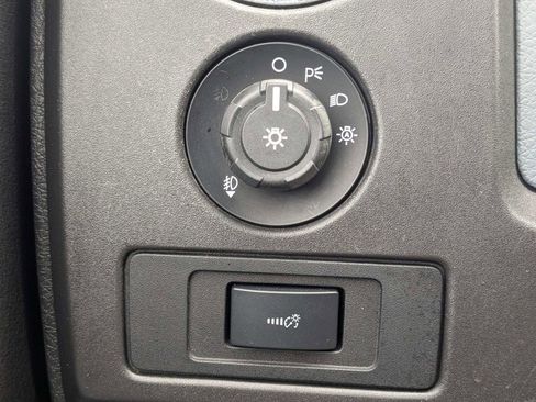 Used 2014 Ford F150 XLT w/ XLT Convenience Package image 25