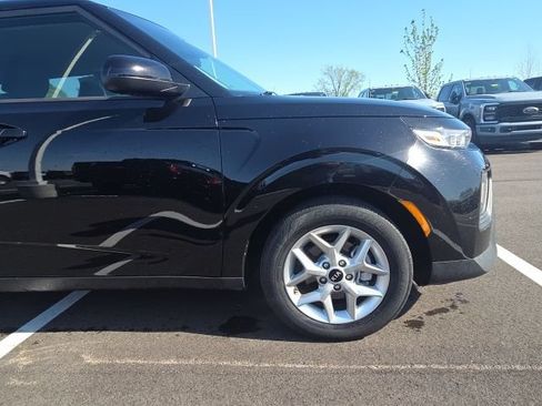 Used 2020 Kia Soul S FWD image 4