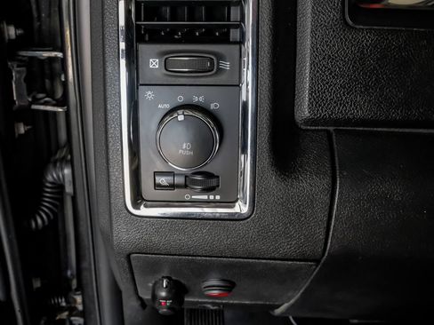 Used 2017 RAM 2500 Laramie w/ Sport Appearance Group AWD/4WD image 26