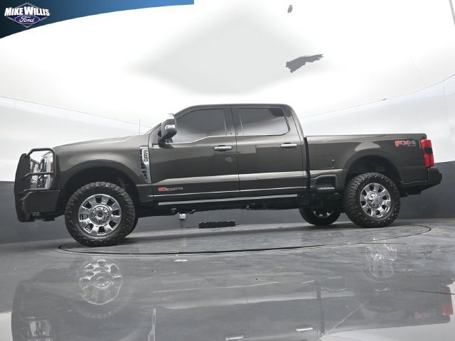 Used 2025 Ford F250 King Ranch w/ Chrome Package AWD/4WD image 20