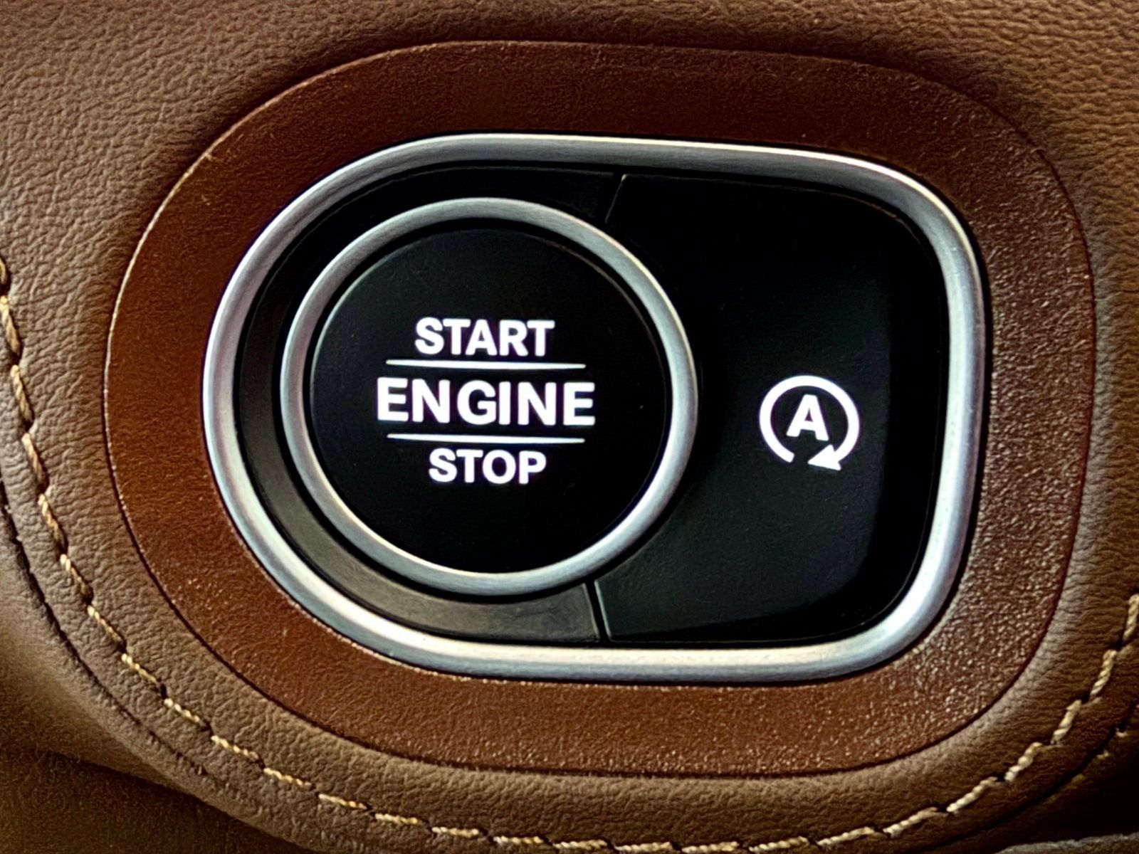Used 2024 Mercedes-Benz GLS 63 AMG 4MATIC image 32