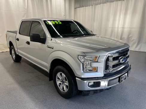 Used 2017 Ford F150 XLT w/ Trailer Tow Package AWD/4WD image 3