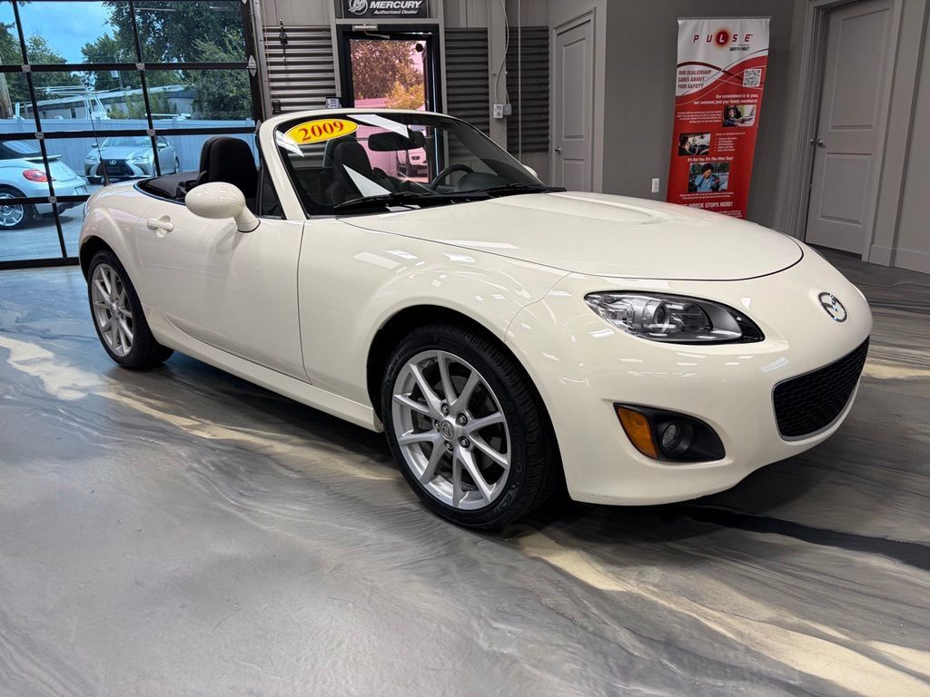 Used 2009 MAZDA MX-5 Miata Touring w/ Suspension Pkg RWD image 1