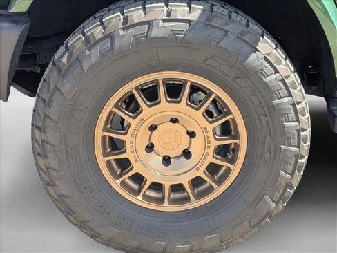 Used 2024 Ford Bronco Outer Banks image 10