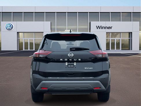 Used 2023 Nissan Rogue SV image 5