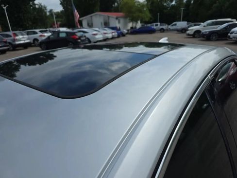 Used 2017 Cadillac XTS Luxury w/ Driver Awareness Package FWD image 12