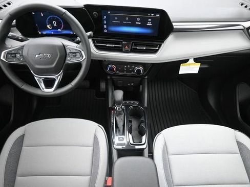 New 2026 Chevrolet TrailBlazer LT w/ Midnight Edition FWD image 20