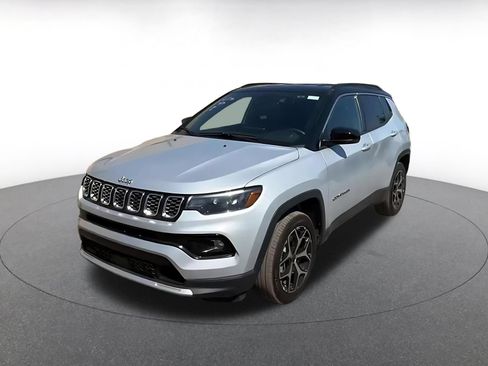 Used 2025 Jeep Compass Limited AWD/4WD image 7