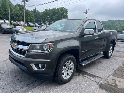Used 2018 Chevrolet Colorado LT w/ LT Convenience Package AWD/4WD image 10