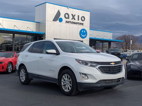 Used 2020 Chevrolet Equinox LT image 1