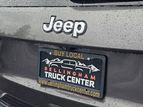 Used 2015 Jeep Grand Cherokee Summit image 14