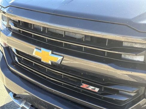 Used 2016 Chevrolet Silverado 1500 LT w/ All Star Edition image 26