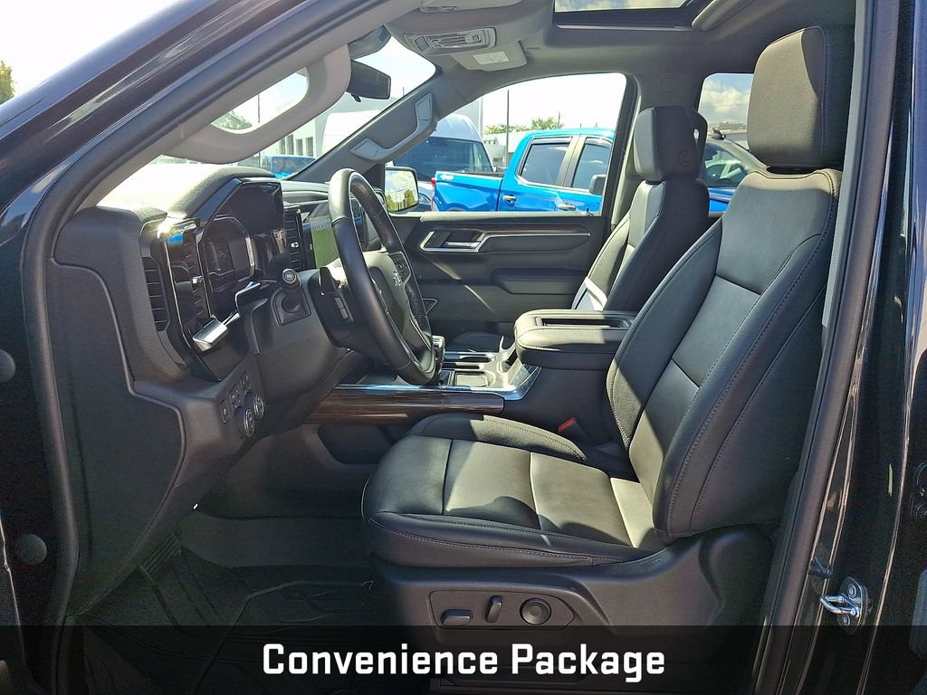 Certified 2022 Chevrolet Silverado 1500 RST AWD/4WD image 16