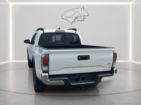 Used 2021 Toyota Tacoma TRD Off-Road AWD/4WD image 6